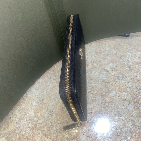 EUC Tory Burch Black Wallet - Picture 6 of 15